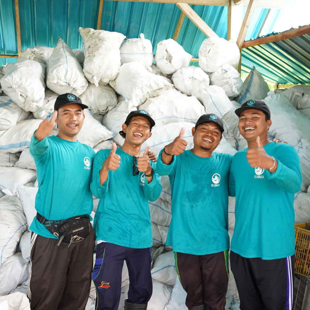 iPhone 15 pro Hülle - durchsichtig grau - nachhaltig – Ansicht 6