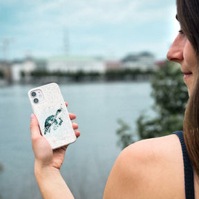 iPhone 13 pro Hülle - Schildkröte grün - "Baby Turtle" - nachhaltig