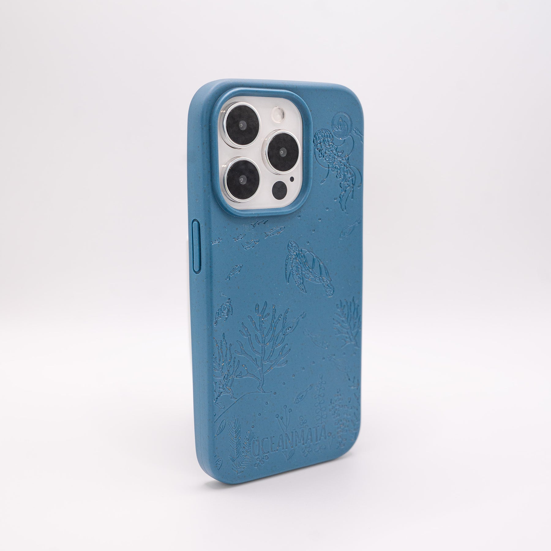 iPhone 15 pro case 'TURTLE Family' - blue - sustainable