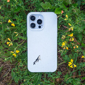 iPhone 16 Hülle - Buckelwal weiß - "OceanLullaby" - nachhaltig