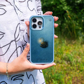 iPhone 13 Hülle - Anglerfisch blau - "Sour" - nachhaltig